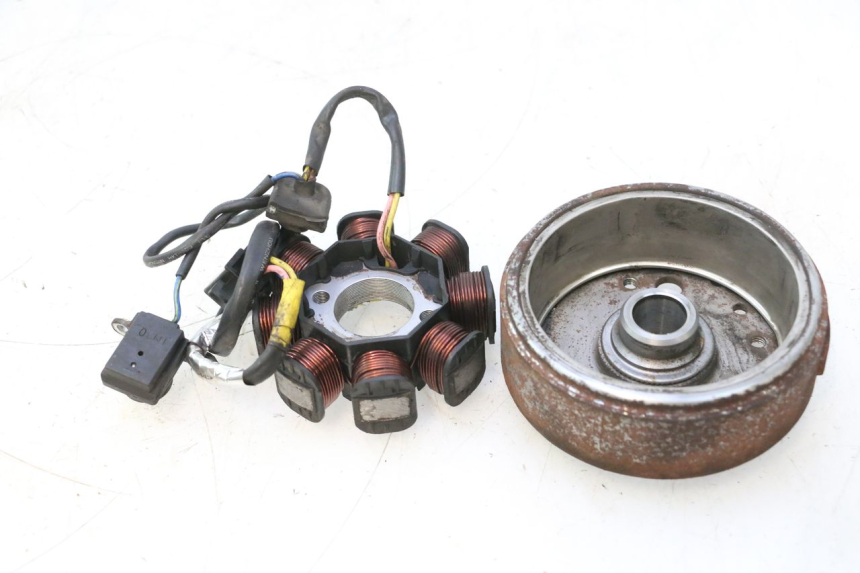photo de ROTOR ESTATOR KYMCO LIKE 125 (2009 - 2016) - Estado da superfície