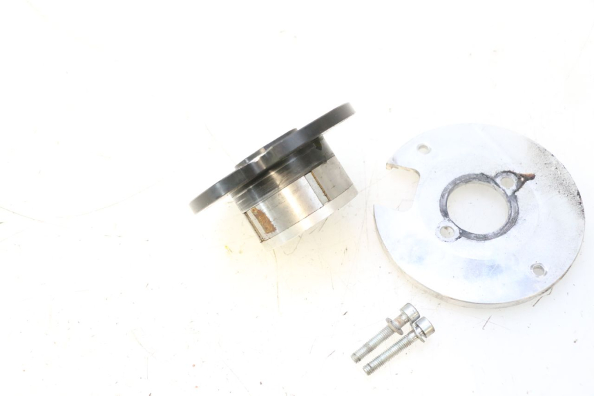 photo de ROTOR ESTATOR PEUGEOT LUDIX BLASTER 50 (2006 - 2014) - Vista de perto