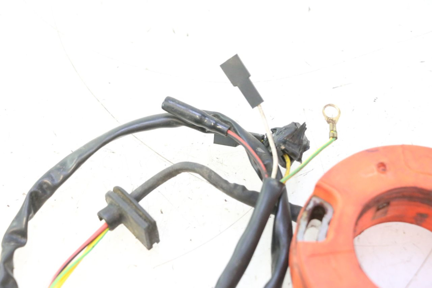 photo de ROTOR ESTATOR PEUGEOT LUDIX BLASTER 50 (2006 - 2014) - Estado da superfície