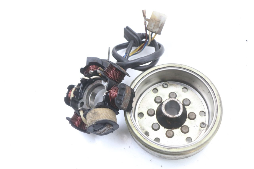 photo de ROTOR ESTATOR PEUGEOT LUDIX 50 (2008 - 2017) - Zoom do estado de desgaste