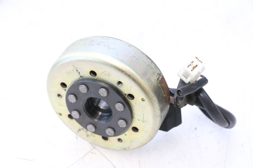 photo de ROTOR ESTATOR PEUGEOT LUDIX ONE 50 (2004 - 2013) - Detalhe da peça
