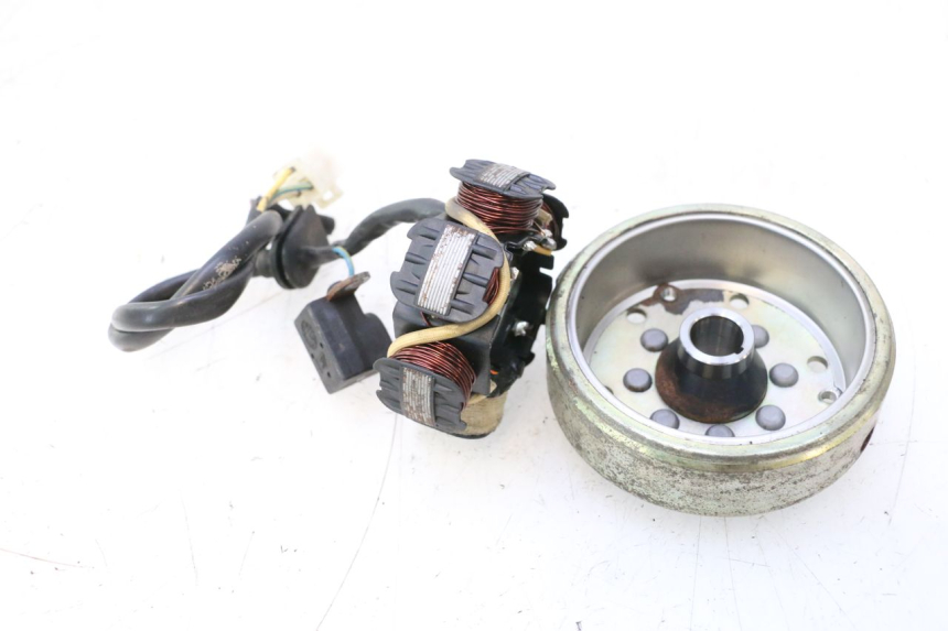 photo de ROTOR ESTATOR PEUGEOT LUDIX ONE 50 (2004 - 2013) - Vista geral