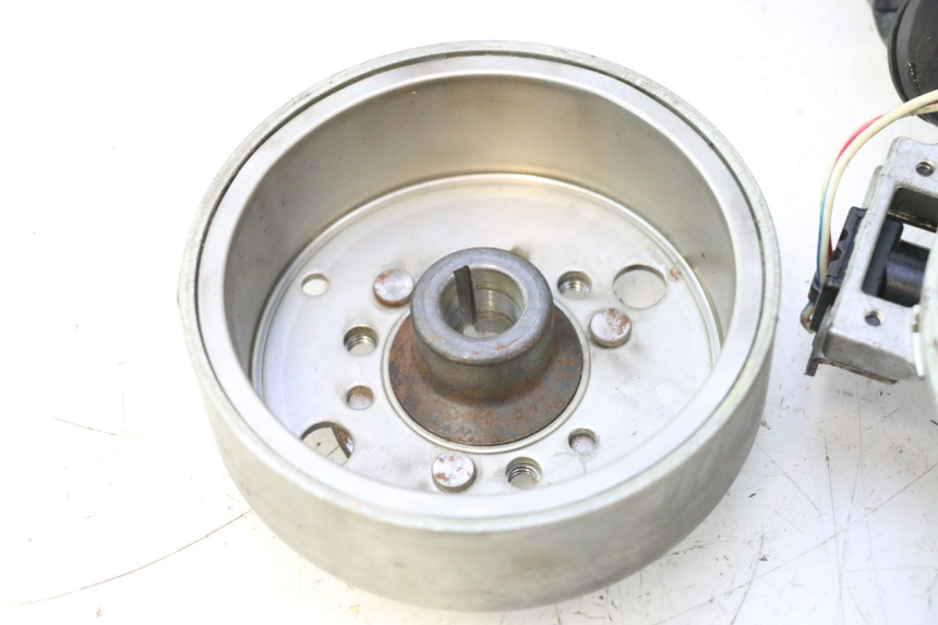 photo de ROTOR ESTATOR MBK MACH G AC 50 (2002 - 2014) - Ampliação técnica