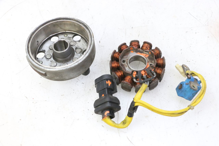 photo de ROTOR ESTATOR PIAGGIO MP3 125 (2006 - 2014) - Vista geral