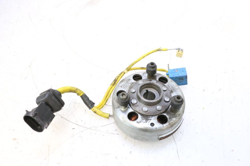 photo de ROTOR ESTATOR PIAGGIO MP3 125 (2006 - 2014) - Detalhe da peça