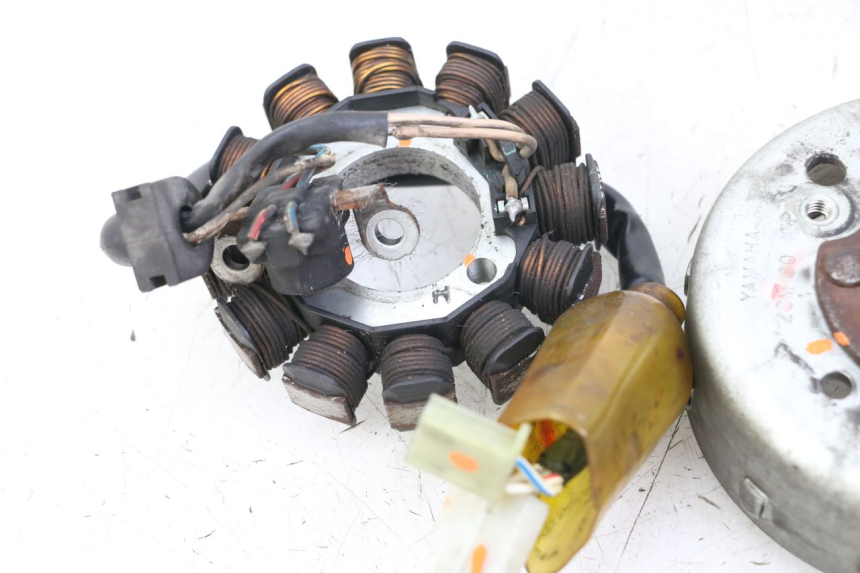 photo de ROTOR ESTATOR MBK MW TRYPTIK 125 (2014 - 2016) - Detalhes característicos