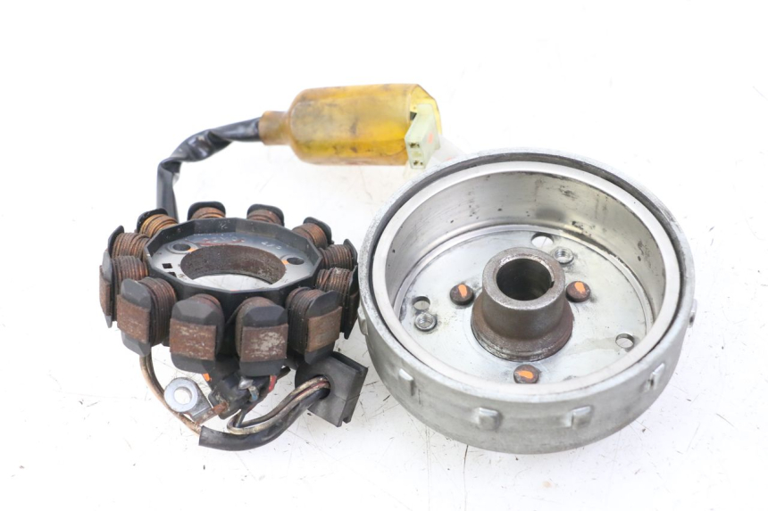 photo de ROTOR ESTATOR MBK MW TRYPTIK 125 (2014 - 2016) - Estado da superfície