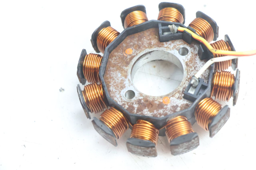 photo de ROTOR ESTATOR YAMAHA NEO'S NEOS 2T 50 (1998 - 2007) - Estado da superfície
