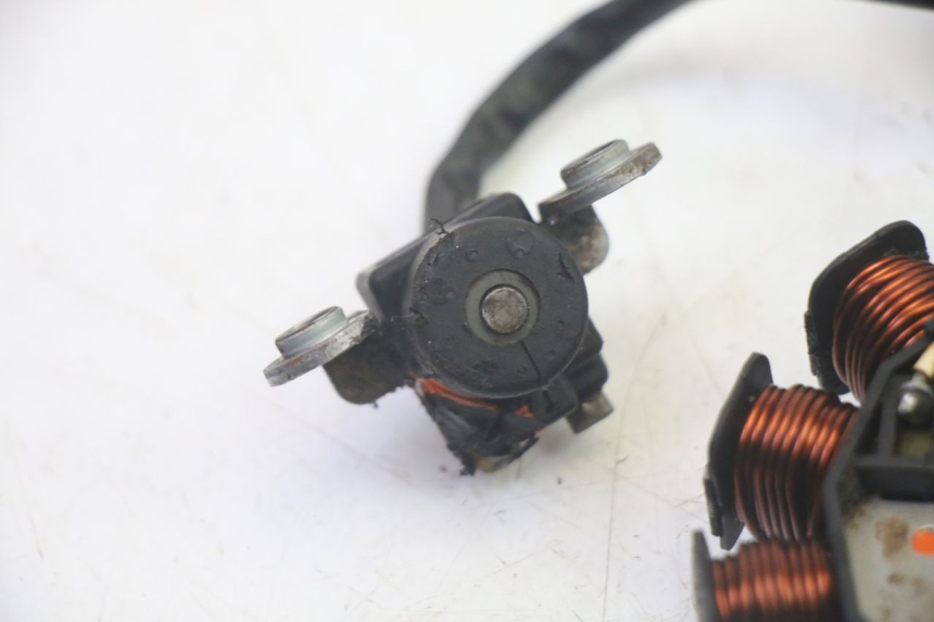 photo de ROTOR ESTATOR YAMAHA NEOS NEO'S 4T 50 (2008 - 2016) - Estado da superfície