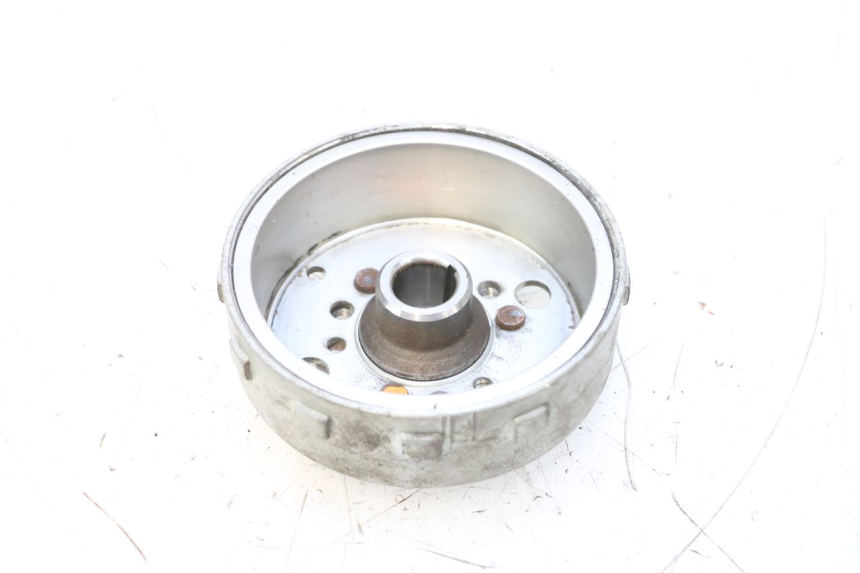 photo de ROTOR ESTATOR YAMAHA NEOS NEO'S 4T 50 (2008 - 2016) - Detalhes característicos