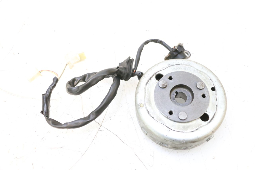 photo de ROTOR ESTATOR YAMAHA NEOS NEO'S 4T 50 (2008 - 2016) - Outro ângulo de visão