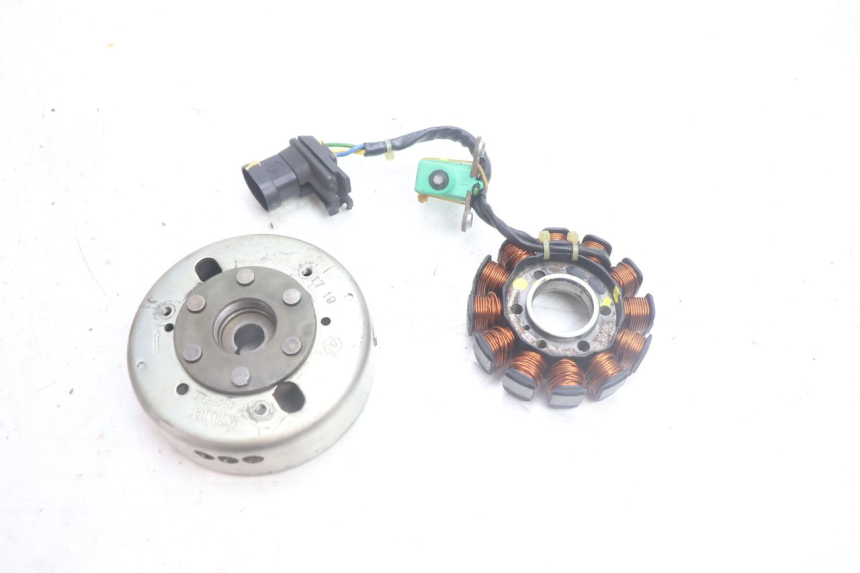 photo de ROTOR ESTATOR PIAGGIO NEW TYPHOON 50 (2018 - 2021) - Vista principal
