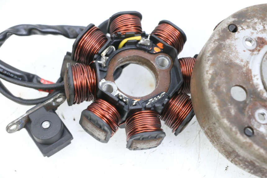 photo de ROTOR ESTATOR SYM ORBIT III 3 4T 50 (2018 - 2021) - Detalhes característicos