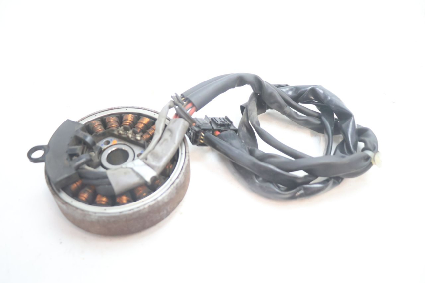 photo de ROTOR ESTATOR HONDA PCX (JF28) 125 (2009 - 2011) - Outro ângulo de visão
