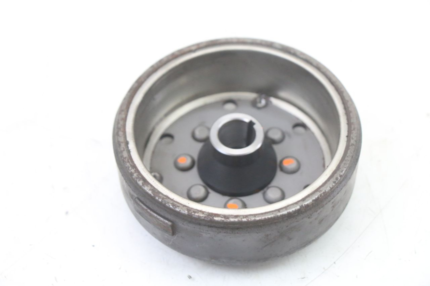 photo de ROTOR ESTATOR PEUGEOT KISBEE 2T 50 (2010 - 2017) - Pontos de fixação