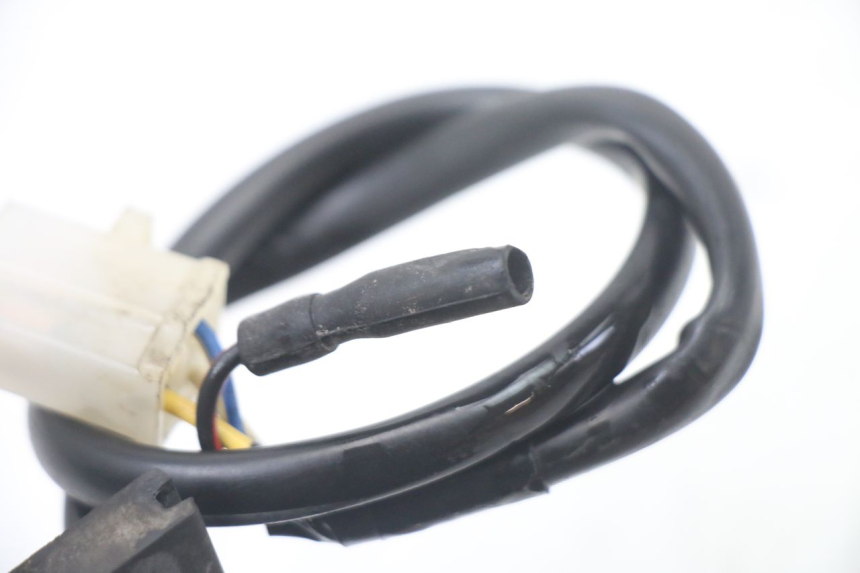 photo de ROTOR ESTATOR PEUGEOT LUDIX ONE 50 (2005 - 2008) - Detalhes característicos