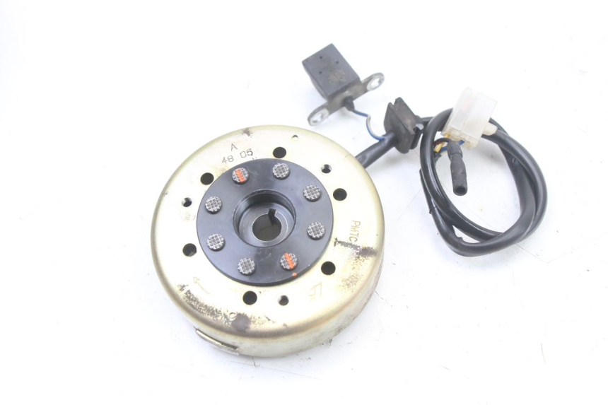 photo de ROTOR ESTATOR PEUGEOT LUDIX ONE 50 (2005 - 2008) - Outro ângulo de visão
