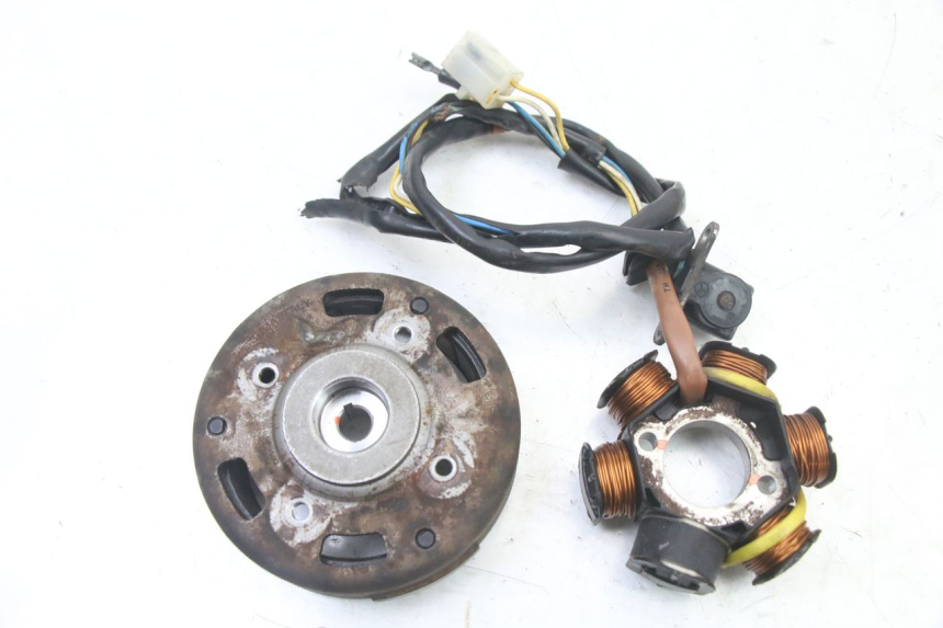 photo de ROTOR ESTATOR PEUGEOT TKR TREKKER FURIOUS 50 (2005 - 2014) - Vista principal