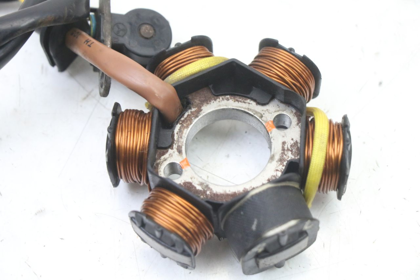 photo de ROTOR ESTATOR PEUGEOT TKR TREKKER FURIOUS 50 (2005 - 2014) - Estado da superfície