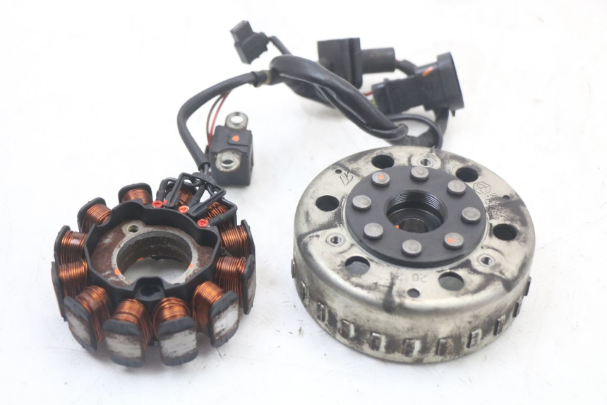 photo de ROTOR ESTATOR PIAGGIO LIBERTY IGET 4T 50 (2021 - 2025) - Detalhe da peça