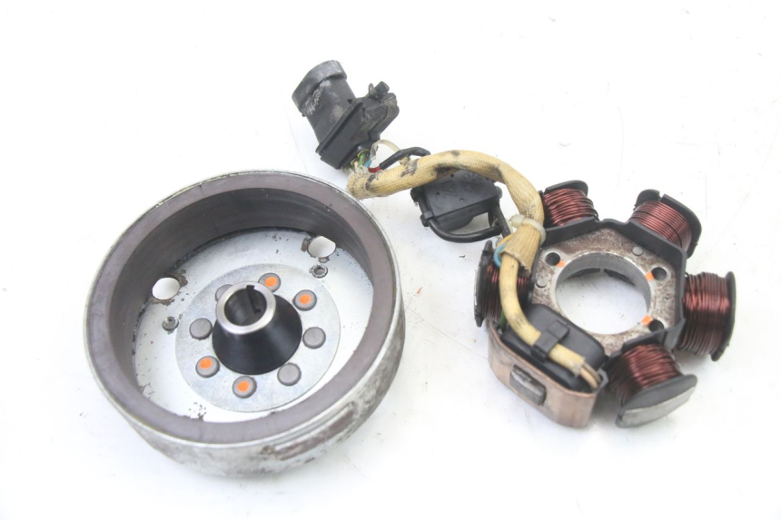 photo de ROTOR ESTATOR PIAGGIO VESPA S 2T 50 (2007 - 2014) - Zoom do estado de desgaste