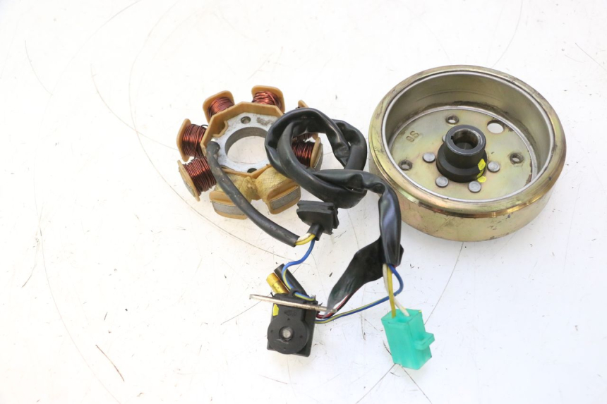 photo de ROTOR ESTATOR JM MOTORS SANTANA 50 (2014 - 2023) - Outro ângulo de visão