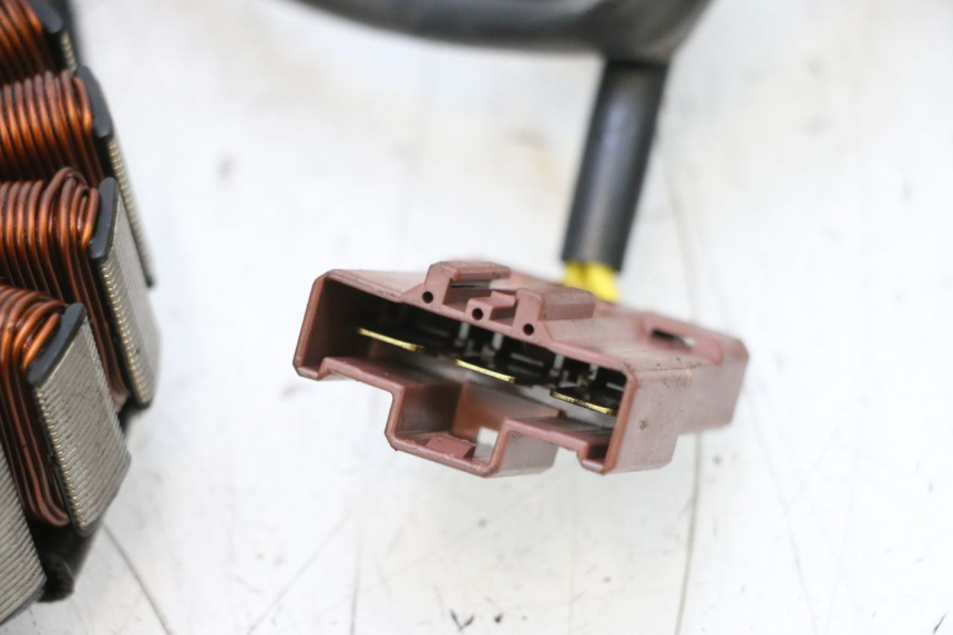 photo de ROTOR ESTATOR PEUGEOT SATELIS COMPRESSOR K15 125 (2006 - 2009) - Vista geral