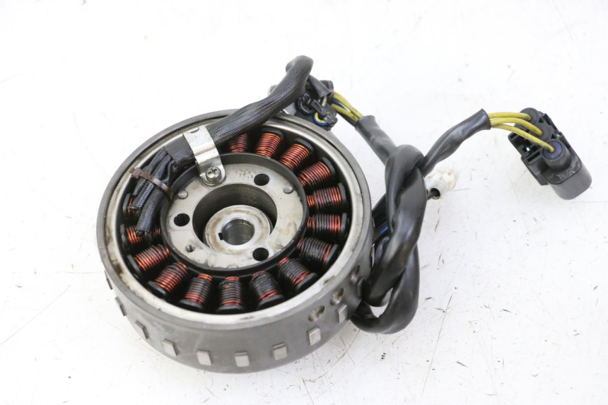 photo de ROTOR ESTATOR PEUGEOT SATELIS 125 (2013 - 2018) - Detalhe da peça