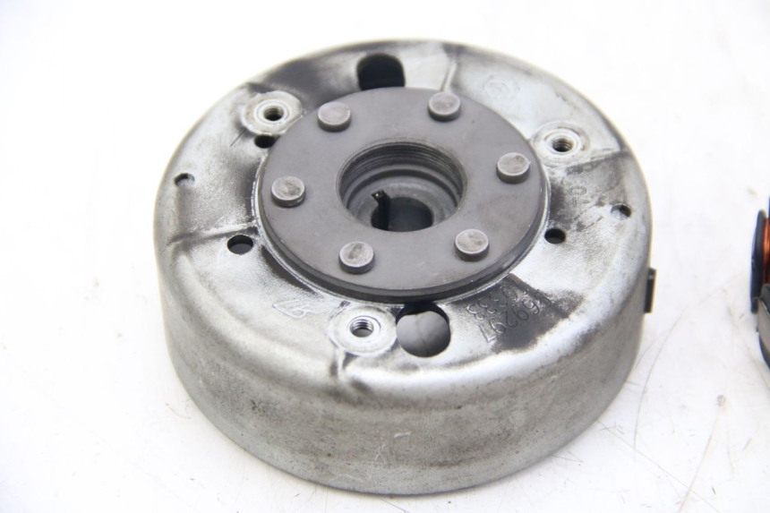 photo de ROTOR ESTATOR APRILIA SCARABEO 4T 50 (2009 - 2017) - Vista geral