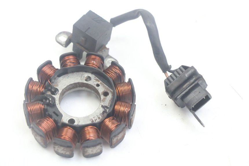 photo de ROTOR ESTATOR APRILIA SCARABEO 100 (2003 - 2012) - Outro ângulo de visão