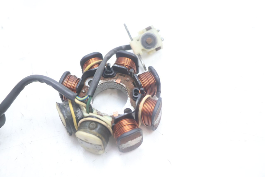 photo de ROTOR ESTATOR HONDA SCV LEAD 100 (2003 - 2007) - Vista geral