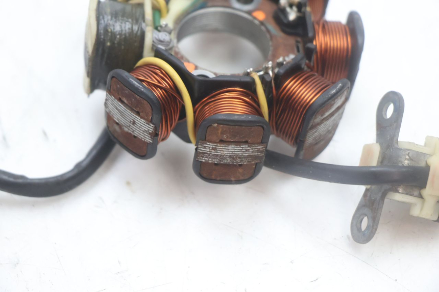 photo de ROTOR ESTATOR HONDA SCV LEAD 100 (2003 - 2007) - Marcações e referências