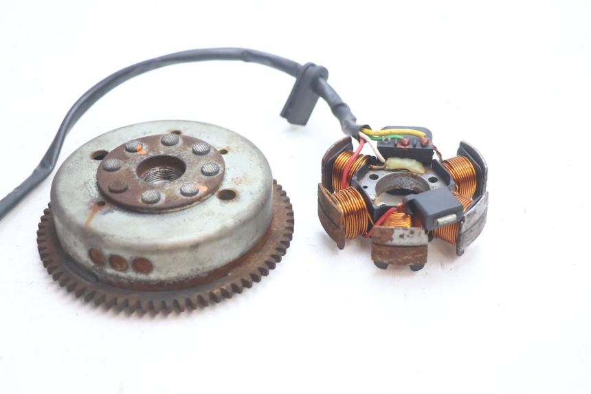 photo de ROTOR ESTATOR DERBI SENDA 50 (2003 - 2005) - Detalhe da peça