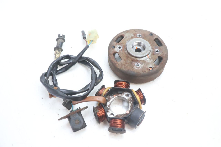 photo de ROTOR ESTATOR PEUGEOT SPEEDFIGHT 2 AC 50 (2000 - 2009) - Vista principal