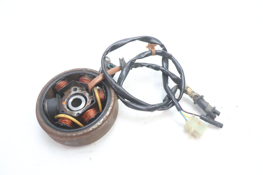 photo de ROTOR ESTATOR PEUGEOT SPEEDFIGHT 2 AC 50 (2000 - 2009) - Outro ângulo de visão