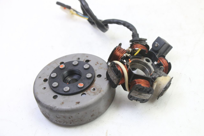 photo de ROTOR ESTATOR PEUGEOT SPEEDFIGHT 3 AIR 50 (2009 - 2015) - Ampliação técnica