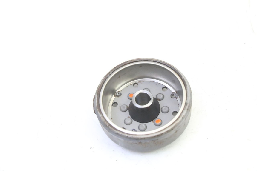 photo de ROTOR ESTATOR PEUGEOT SPEEDFIGHT 3 AIR 50 (2009 - 2015) - Pontos de fixação