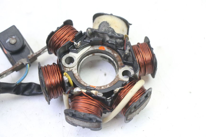 photo de ROTOR ESTATOR PEUGEOT SPEEDFIGHT 3 AIR 50 (2009 - 2015) - Peça verificada