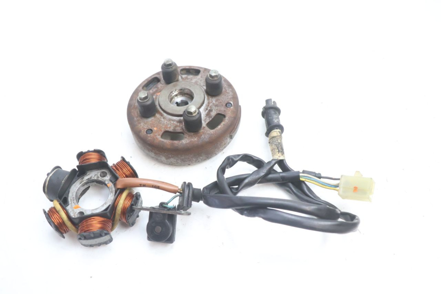 photo de ROTOR ESTATOR PEUGEOT SPEEDFIGHT LC 50 (1996 - 2002) - Vista principal