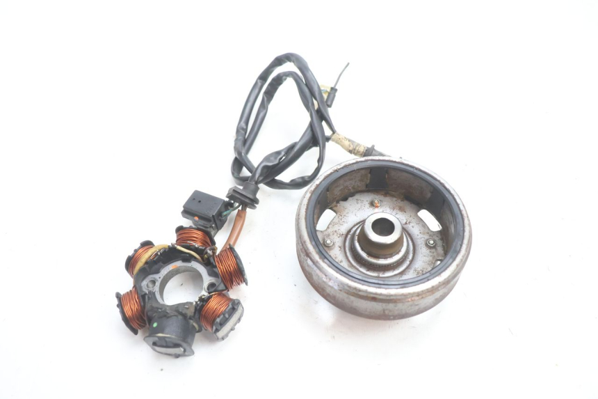 photo de ROTOR ESTATOR PEUGEOT SPEEDFIGHT LC 50 (1996 - 2002) - Detalhe da peça
