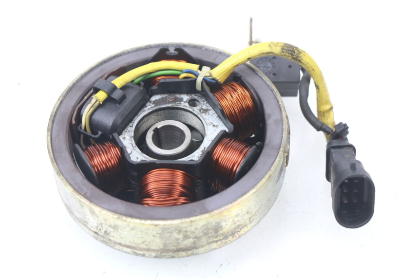 photo de ROTOR ESTATOR APRILIA SR CARB LC 2T 50 (2004 - 2012) - Detalhe da peça