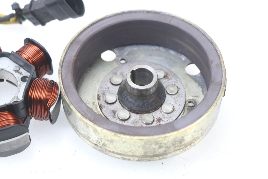 photo de ROTOR ESTATOR APRILIA SR CARB LC 2T 50 (2004 - 2012) - Zoom do estado de desgaste