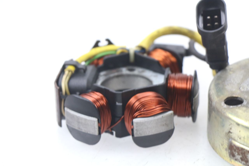 photo de ROTOR ESTATOR APRILIA SR CARB LC 2T 50 (2004 - 2012) - Ampliação técnica