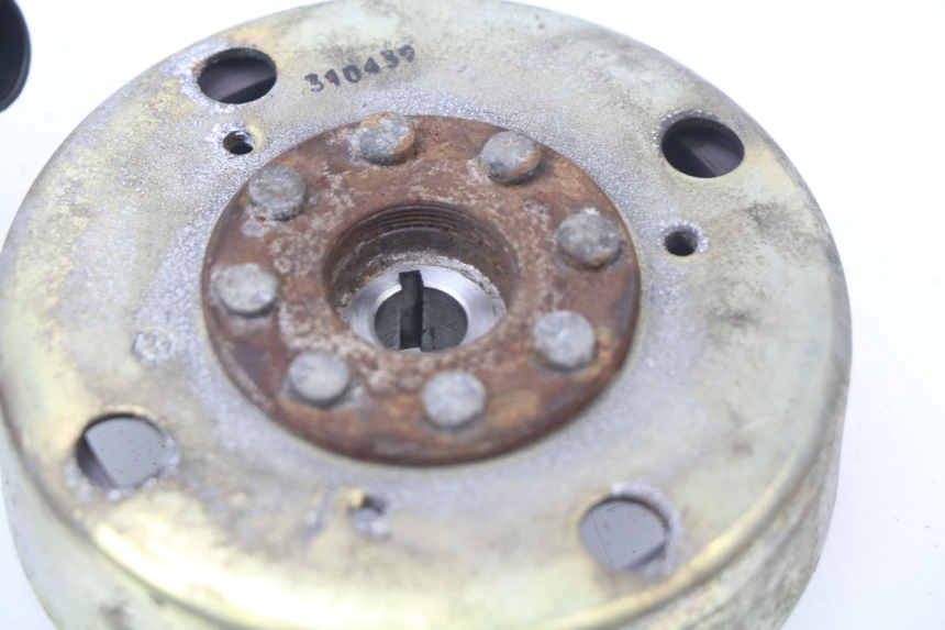 photo de ROTOR ESTATOR APRILIA SR CARB LC 2T 50 (2004 - 2012) - Estado da superfície