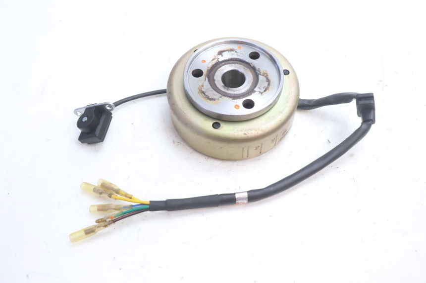 photo de ROTOR ESTATOR YAMASAKI STREET 50 (2013 - 2018) - Zoom do estado de desgaste