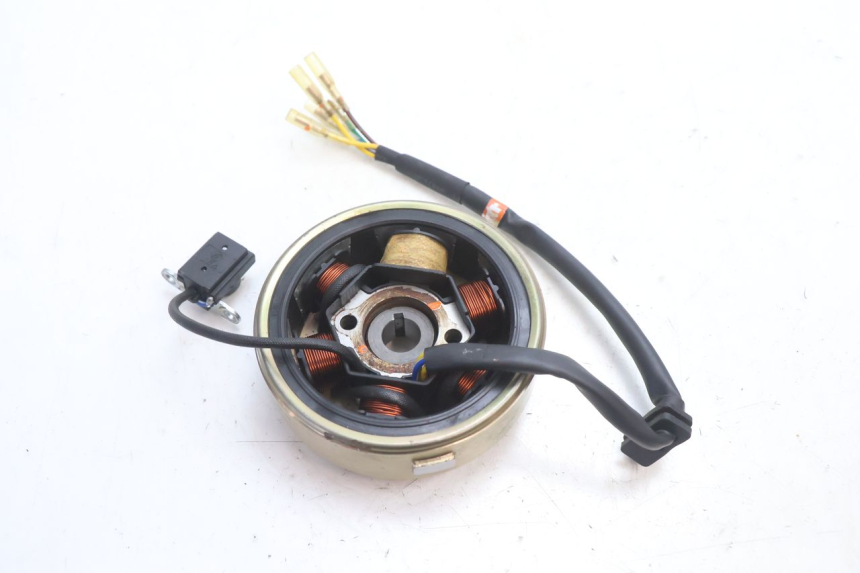 photo de ROTOR ESTATOR YAMASAKI STREET 50 (2013 - 2018) - Outro ângulo de visão