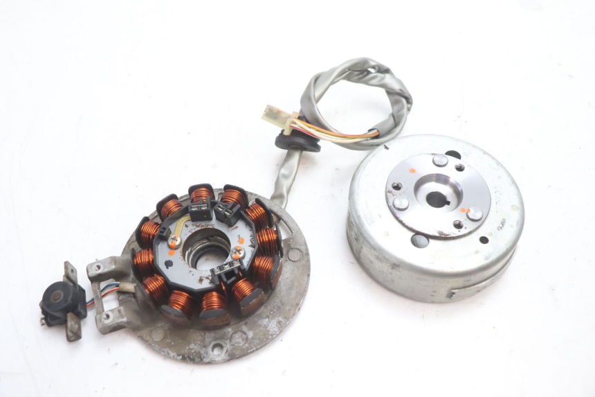 photo de ROTOR ESTATOR MBK STUNT NAKED 50 (2004 - 2018) - Vista principal
