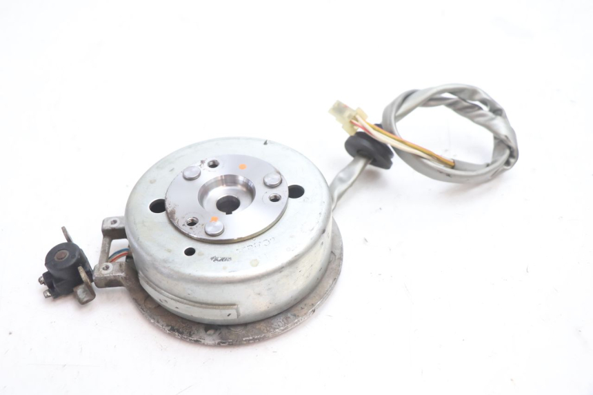 photo de ROTOR ESTATOR MBK STUNT NAKED 50 (2004 - 2018) - Zoom do estado de desgaste