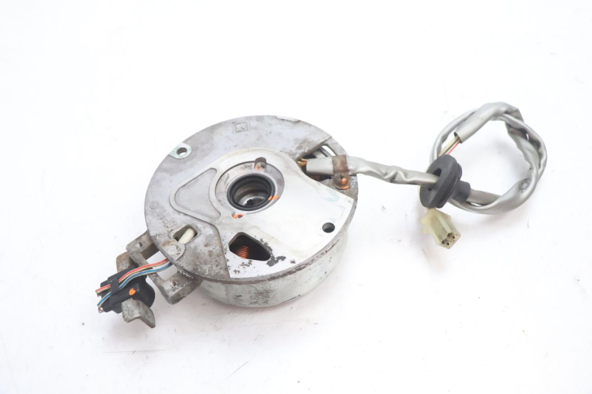 photo de ROTOR ESTATOR MBK STUNT NAKED 50 (2004 - 2018) - Outro ângulo de visão