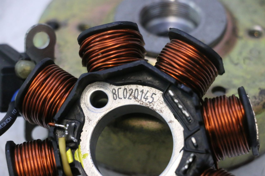 photo de ROTOR ESTATOR KYMCO SUPER 8 2T 50 (2007 - 2013) - Vista geral